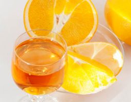 Licor de naranja casero