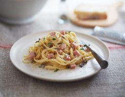 Espaguetis carbonara