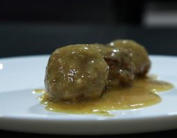 Albóndigas en salsa