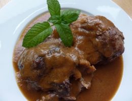 Carrilleras en Salsa