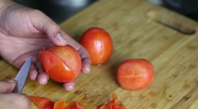 Sopa de tomates casero