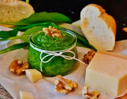 Salsa pesto receta italiana tradicional