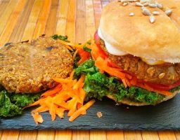 Hamburguesa de coliflor y avena