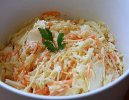 Ensalada de col americana