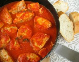 Bonito en Salsa