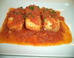 Bacalao con tomate