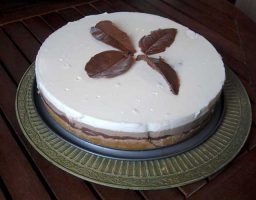 Tarta tres chocolates con thermomix