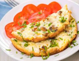 Tortilla de claras de huevo para desayunar