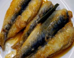 sardinas en escabeche