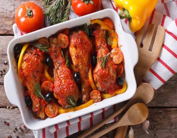 Pollo en salsa fácil de tomate
