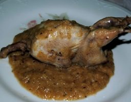 Codornices guisadas