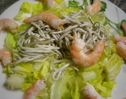 Gulas con gambas