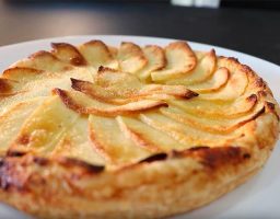 tarta de manzana con hojaldre