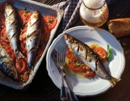 Arenques con Tomates
