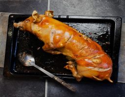 Cochinillo Asado