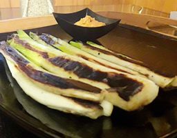 Calçots a la plancha