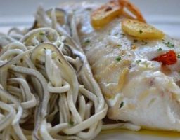 Gulas con merluza