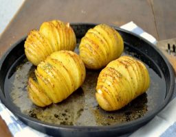 Patatas hasselback al horno