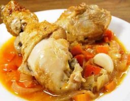 Pechugas de pollo en escabeche