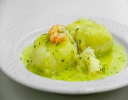 Congrio en salsa verde