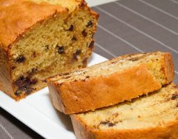 Bizcocho con pepitas de chocolate