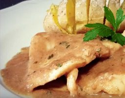 Merluza en salsa de almendras