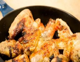 Alitas de pollo al vino blanco