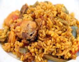 Arroz con conejo a la murciana