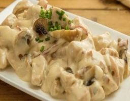 Pollo a la carbonara