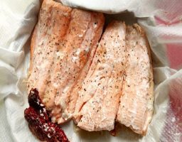 Salmón al vapor en microondas