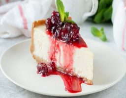 Tarta de queso y cerezas