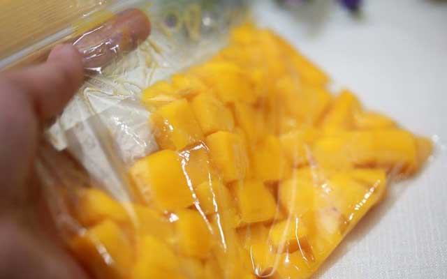 Helado de mango casero