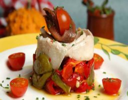 Ensalada de anchoas y pimientos asados