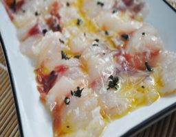 Carpaccio de lubina