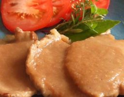 Solomillo de cerdo en salsa de cebolla