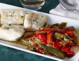 Bacalao al horno con pimientos