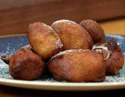 Buñuelos de melocotón