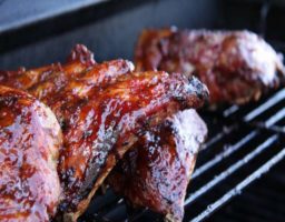 Chuletas de Cerdo con Salsa
