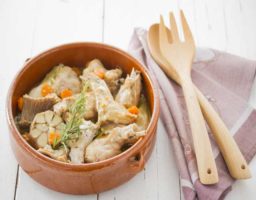 Conejo en escabeche
