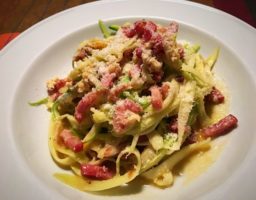 Espaguetis de calabacín a la Carbonara