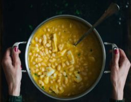 Alubias blancas con bacalao