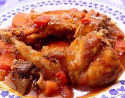Conejo guisado con verduras