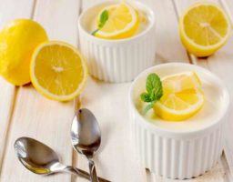 Panna cotta de limón