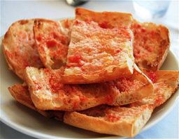 Tostada de tomate o pan