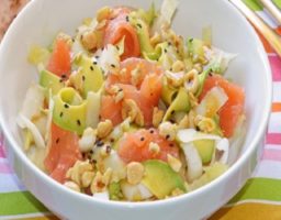 Ensalada de endibias con aguacate