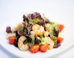 Ensalada templada de gambas y zamburiñas