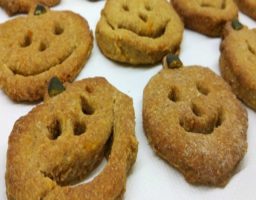 Galletas en forma de calabaza de halloween