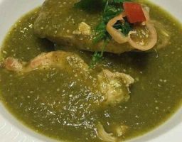 Pollo en Salsa Verde