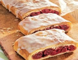 Strudel de cerezas