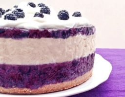 Tarta mousse de moras